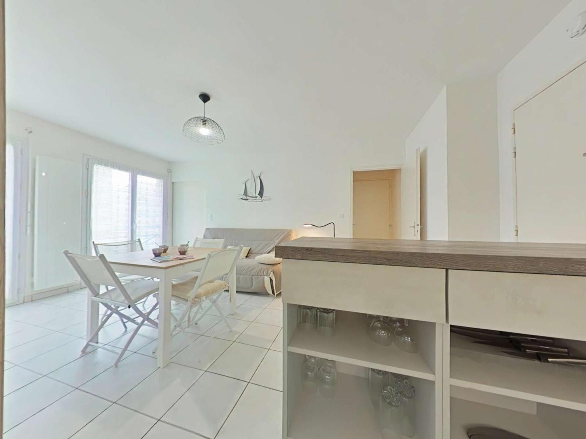 Appartement 2 Pieces Avec Parking Prive, Proche Plage Et Commerces, Saint-Gilles-Croix-De-Vie - Fr-1-224-783 Ngoại thất bức ảnh