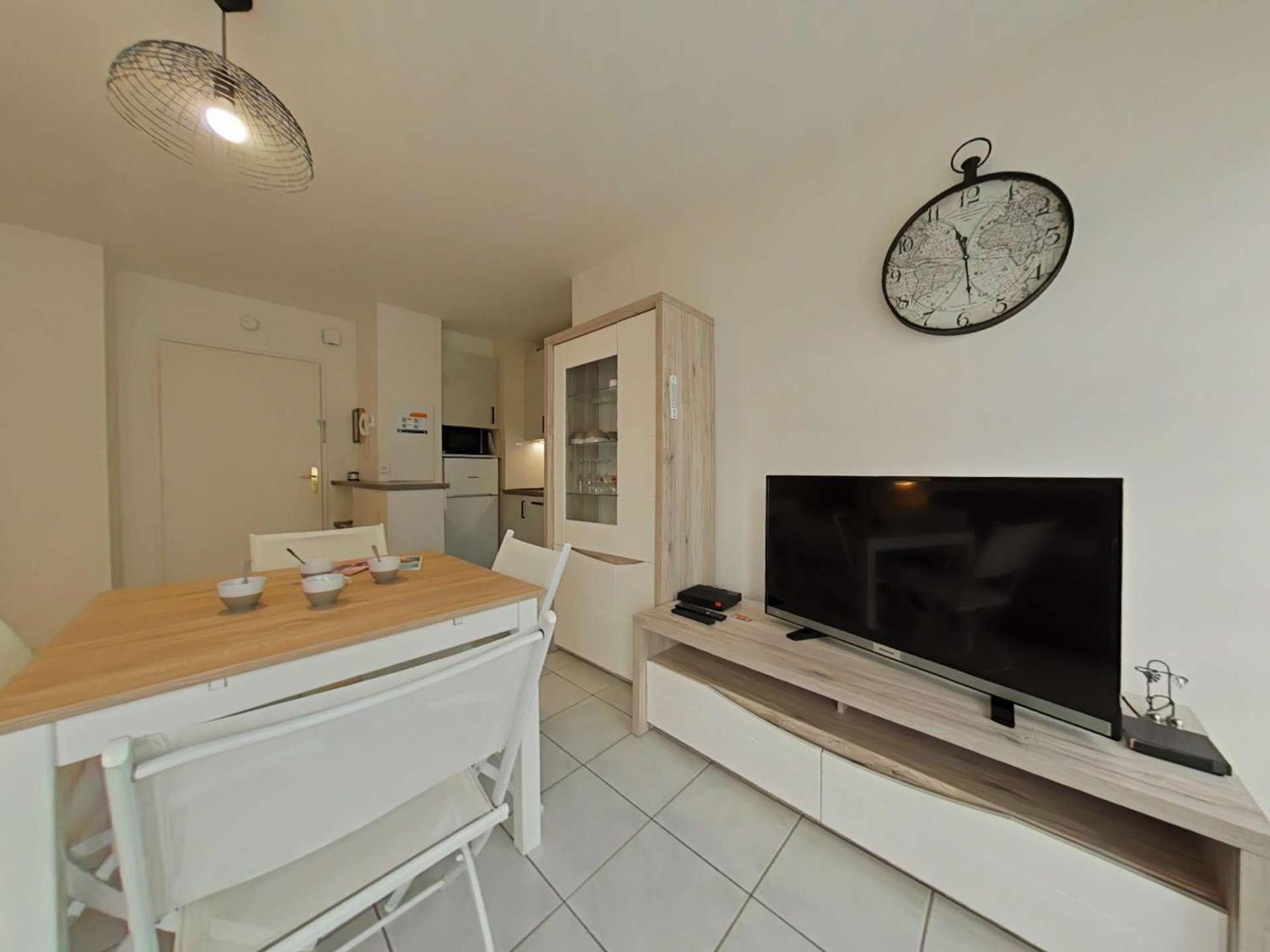 Appartement 2 Pieces Avec Parking Prive, Proche Plage Et Commerces, Saint-Gilles-Croix-De-Vie - Fr-1-224-783 Ngoại thất bức ảnh