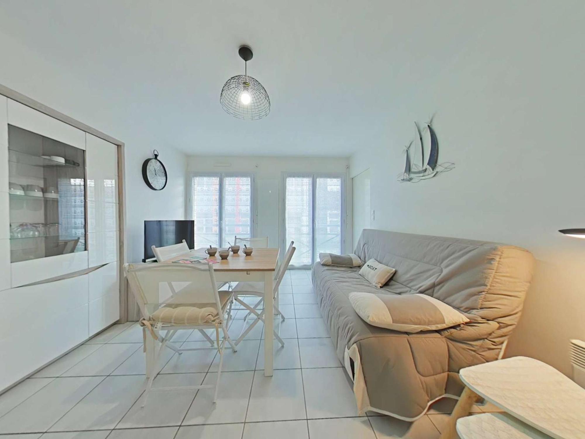 Appartement 2 Pieces Avec Parking Prive, Proche Plage Et Commerces, Saint-Gilles-Croix-De-Vie - Fr-1-224-783 Ngoại thất bức ảnh